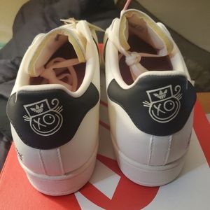 Men's 11.5 Adidas Andre Saraiva Love Graffiti Superstars